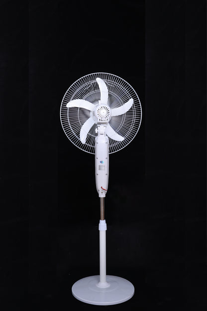 Ventilador de pie recargable de 16¨