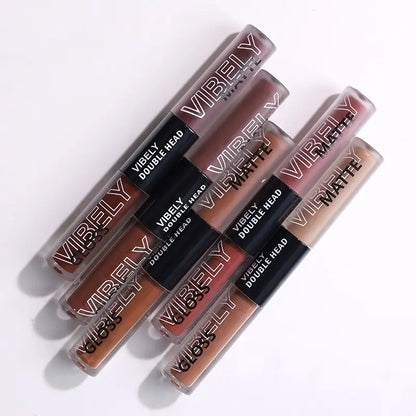Brillo labial mate con espejo de doble cabezal